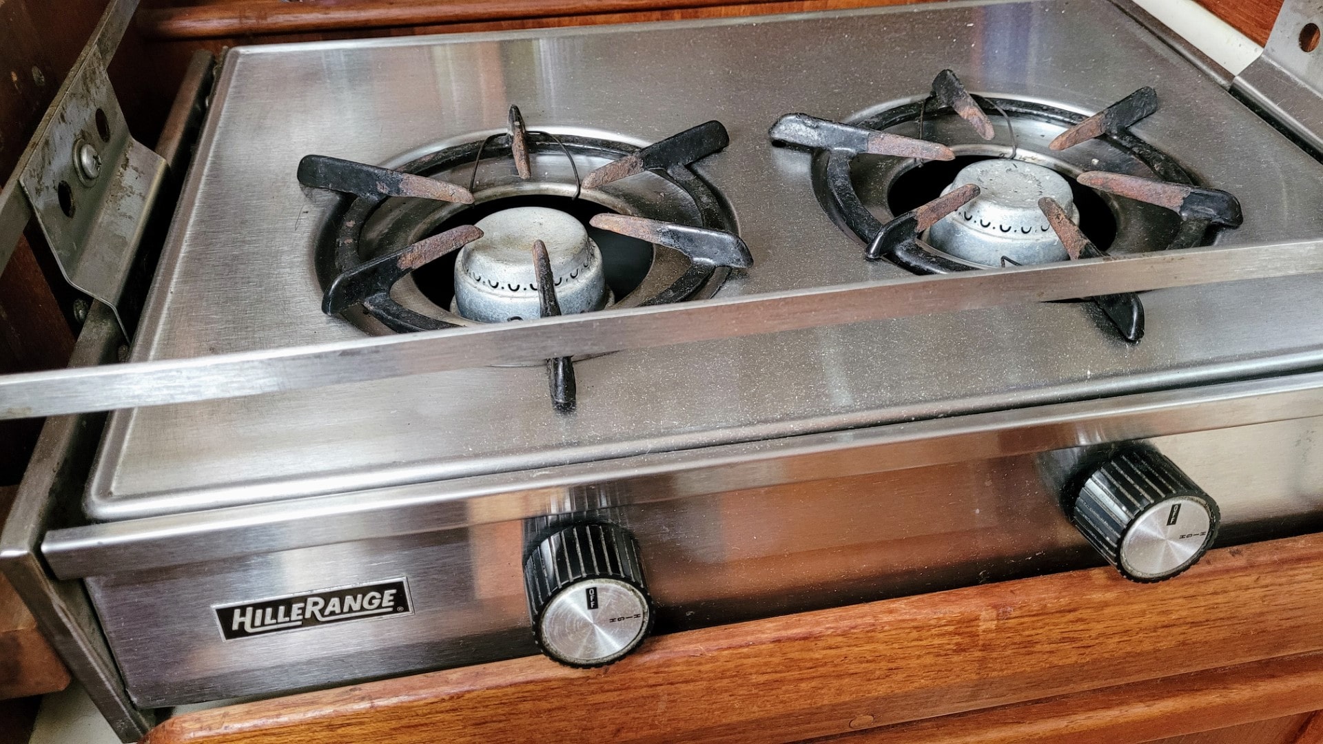 20220723 Galley stove